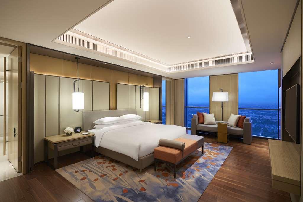 Hyatt Regency Shanghai Jiading Номер фото
